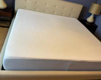 Sleep Innovations Memory Foam Mattress w/High-Quality Fabric Headboard	