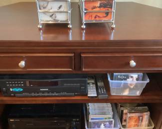 Receiver - multiple disk cd player