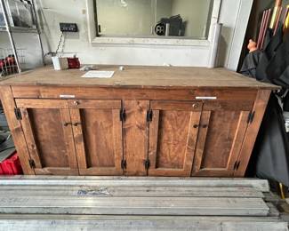 Solid wood work bench
