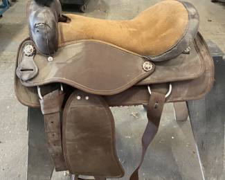 Winter Saddle size 18 Synthetic brown