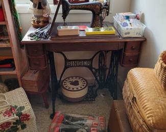 Singer treadle sewing machine