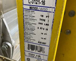 Fiberglass Extension Ladder