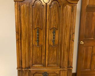 Thomasville Armoire