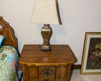 Thomasville Nightstand