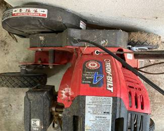 Troy Bilt Gas Edger
