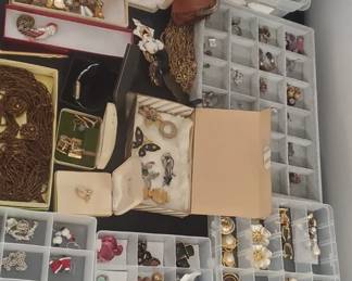 Tons of jewlery some sterling silver 