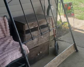 Headboard and footboard 