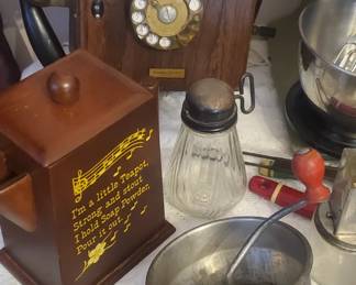 Vintage kitchenware tools 