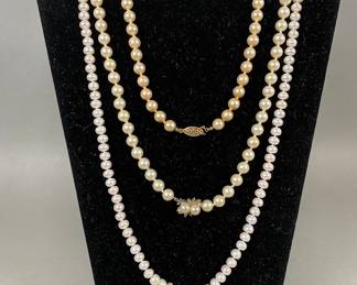 Faux Pearl Necklaces (3)