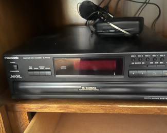 5 Disc CD player