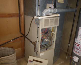 For prices & more info, copy & paste link: https://beforeudemo.com/sales-event/elmhurst-ranch-home-demolition-sale/