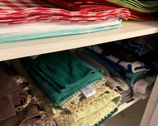 BATH AND TABLE LINENS