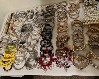 LADIES COSTUME JEWELRY - BRACELETS AND WATCHES