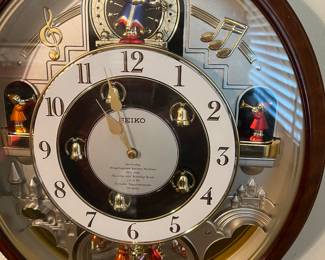 SEIKO CHRISTMAS MUSICAL CLOCK