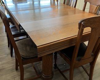 OAK DINING TABLE WITH DRAW LEAVES, 8 CHAIRS. PADS INCLUDED