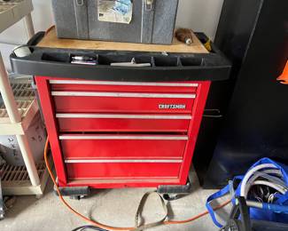 Craftsman five drawer rolling tool box