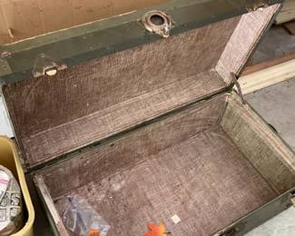 #62 Green Trunk 31x19x13 $20.00