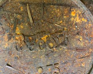 #70 Cast Iron Kettle Bayou Classic 2.75 gallon $50.00