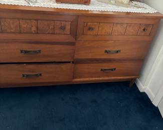 Lane mcm dresser
