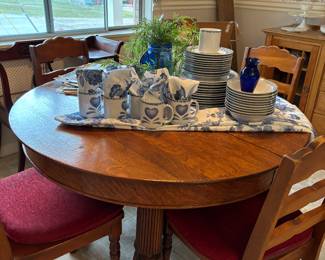 Beautiful dinnerware with matching accessories 