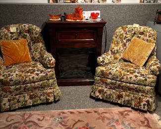 Pr of granny core recliner/rockers