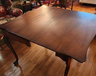 Vintage Expandable Table--3rd Style Look