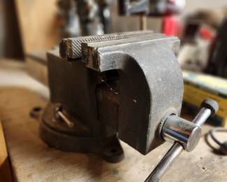 Vintage Vise