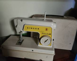 Vintage Singer Sewing Machine