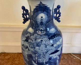 46 MidQingDynastyMeipingVaseCobaltLandscape