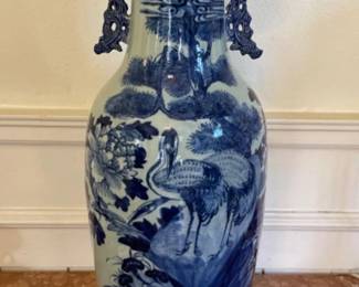 42 ChineseMidQingDynastyCeledonVase