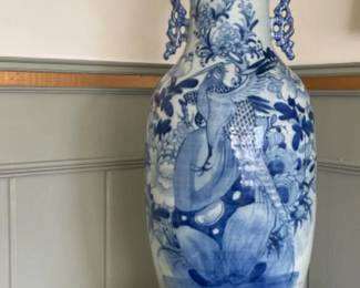 30 QingDynastyCeremonialVaseBlueCobalt