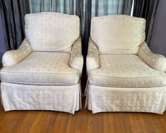 10 2CreamClubChairsbySherrillwithDownFilledBack