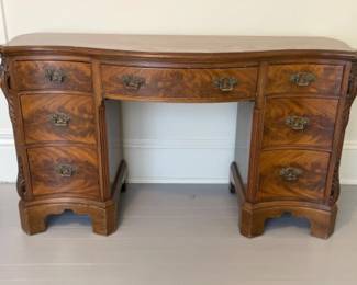 66 AntiqueFlameMahoganySerpentineDeskwithBrassPulls