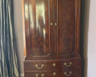 2 BakerFurnitureBowFrontInlaidMahoganyMediaCabinet