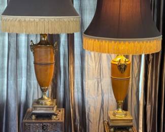 16 BrassWoodUrnLampPairFrederickCooper
