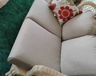 HEAVY WICKER LOVE SEAT VERY CLEAN 