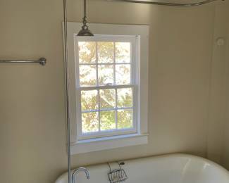 Claw-foot tub and shower assembly