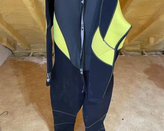 Underwater suit