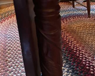 Detail on table