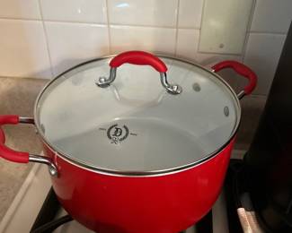 Red Dutch Oven 