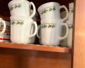 corningware winter holly days mugs 