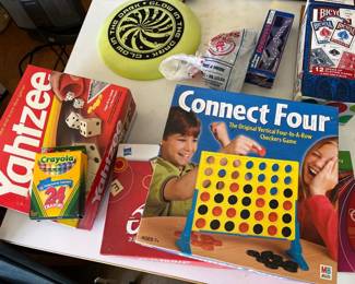 Yahtzee - Connect Four - Game Cards - Frisbee -Scrabble 