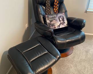 Flexsteel swivel chair and ottoman