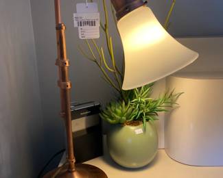 Telescoping table lamp