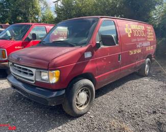 2000 Ford E150 Van