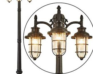 Cmrcozira Triple-Head Street Light, Matte Black