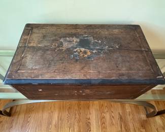 Antique Swiss Cylinder Music Box With Drums & Bells. In Great Working Condition. Photo 2 of 4.