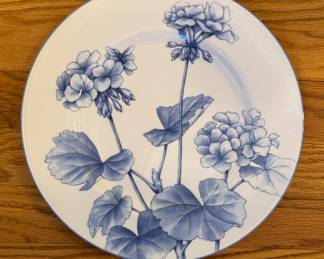 Set of 4 Tiffany & Company Nature Dinner Plates. Photo 1 of 2.