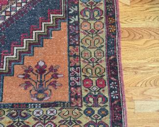 Persian Rug. Photo 2 of 3.