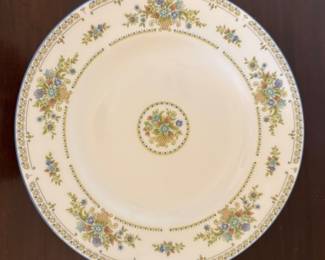 Wedgwood Bone China "Petersham" Pattern. Pieces Include: 5 Dinner Plates, 4 Salad Plates & 4 Bowls. Photo 1 of 3.